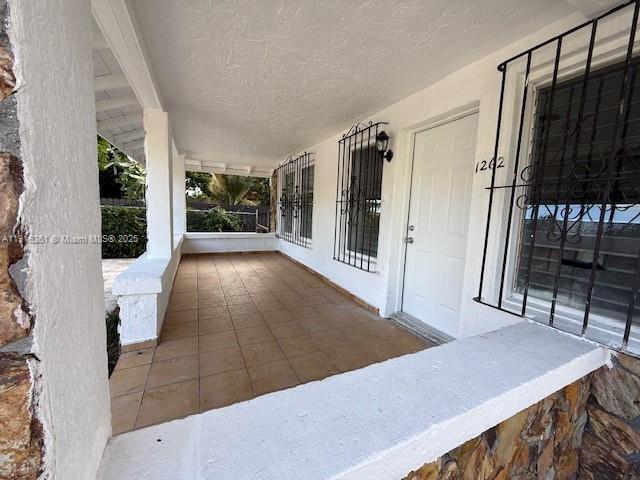 1262 SW 4th St in Miami, FL - Building Photo - Building Photo