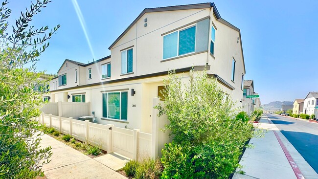 property at 304 Satsuma Trl