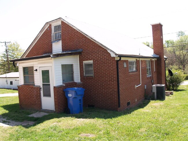 312 Talley St in Troutman, NC - Building Photo - Building Photo