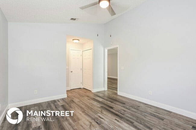 2520 Townsquare Dr in Jacksonville, FL - Building Photo - Building Photo