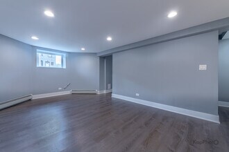 1019 N Ridgeway Ave in Chicago, IL - Building Photo - Building Photo