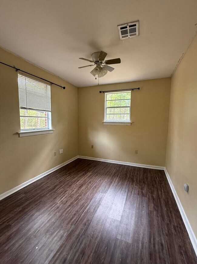 347 Oriole Dr in Slidell, LA - Building Photo - Building Photo