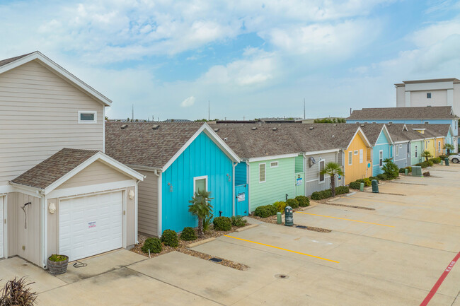 Pirates Bay in Port Aransas, TX - Building Photo - Building Photo