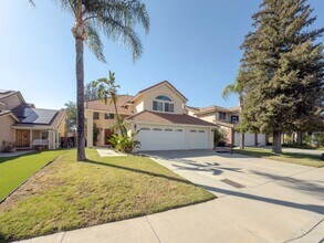 39653 Calle Casablanca in Murrieta, CA - Building Photo - Building Photo