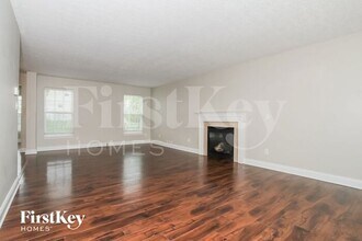 5500 Appaloosa Cir in Morrow, OH - Building Photo - Building Photo