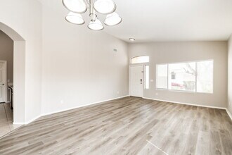 6833 W Saddlehorn Rd in Peoria, AZ - Building Photo - Building Photo