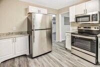 3473 Pinehill Dr photo'