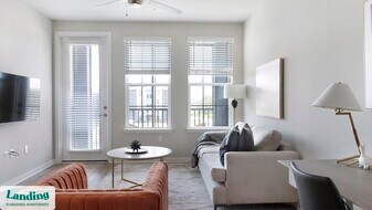 4902 Cosmos Cir in Wimauma, FL - Building Photo