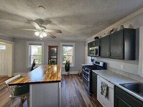 32 Main St in Foxboro, MA - Building Photo - Building Photo