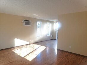 1307 SE Lafayette St in Portland, OR - Building Photo - Building Photo