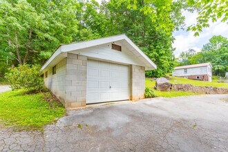 21959 River Canyon Rd in Chattanooga, TN - Building Photo - Building Photo