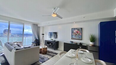 3101 Bayshore Dr in Fort Lauderdale, FL - Building Photo - Building Photo