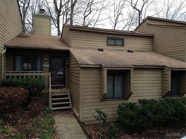 property at 1702 Foxfire Cir