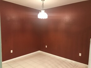 2715 SE 15th Pl in Homestead, FL - Building Photo - Building Photo