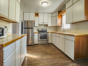 810 10th St NE in Austin, MN - Building Photo - Building Photo