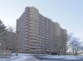 750 Fortier Pl in Montréal, QC - Building Photo - Building Photo