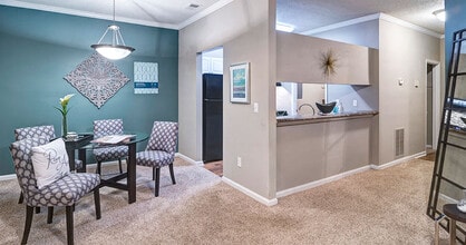 Austin Chase Apartments in Macon, GA - Foto de edificio - Building Photo