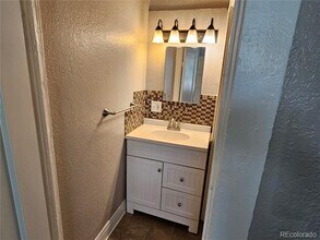 1811 E 37th Ave in Denver, CO - Building Photo - Building Photo