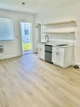 800 N federal Hwy in Hollywood, FL - Building Photo - Building Photo