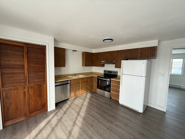 413 Kings Ct in Gillette, WY - Building Photo - Building Photo