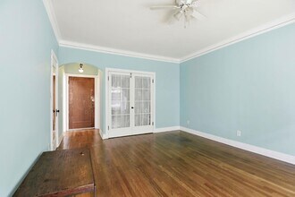 2121 James M Wood Blvd in Los Angeles, CA - Building Photo - Building Photo