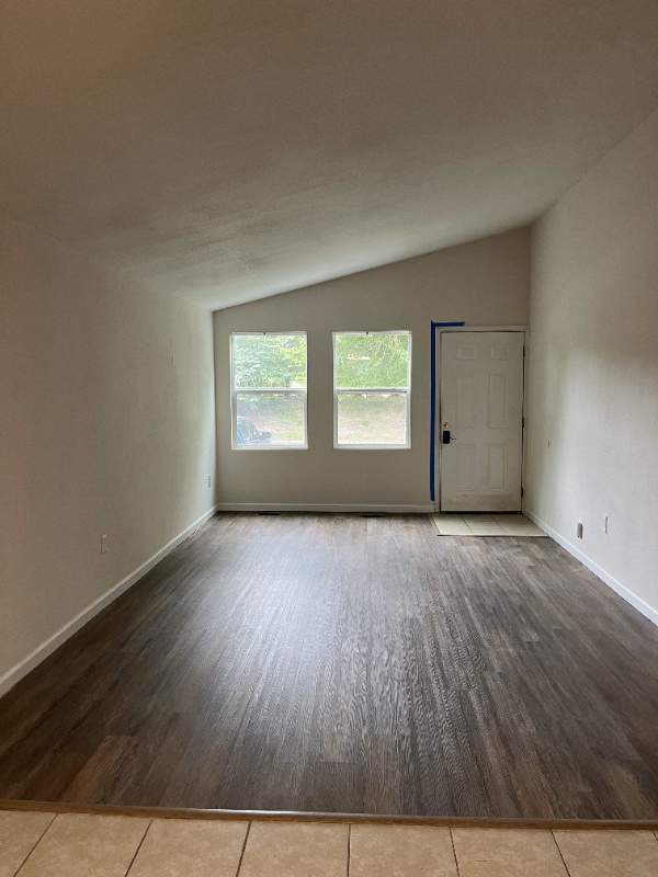 911 W Russell Ct in Newport News, VA - Building Photo - Building Photo