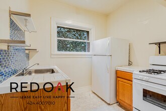 532 S Coronado St, Unit 107 in Los Angeles, CA - Foto de edificio - Building Photo