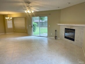 5162 Goshawk Dr in Milton, FL - Building Photo - Building Photo