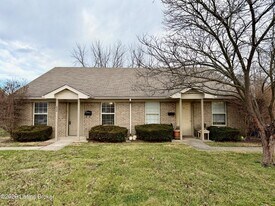 230 Harrison St in Scottsburg, IN - Building Photo