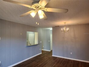 9516 Newdale Way in Riverview, FL - Foto de edificio - Building Photo