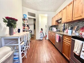 614 Columbus Ave, Unit 3 in Boston, MA - Building Photo - Building Photo
