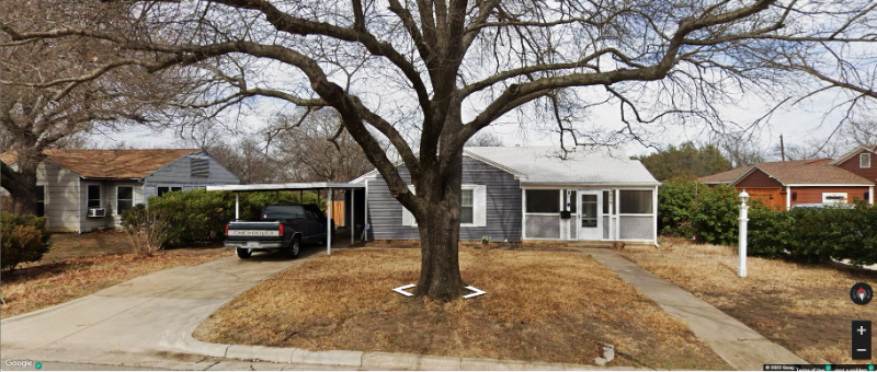 2313 Timberline Dr in Fort Worth, TX - Foto de edificio