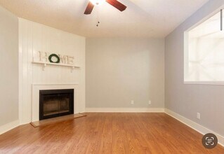 1749 Beechwood Cir S in Tallahassee, FL - Building Photo - Building Photo