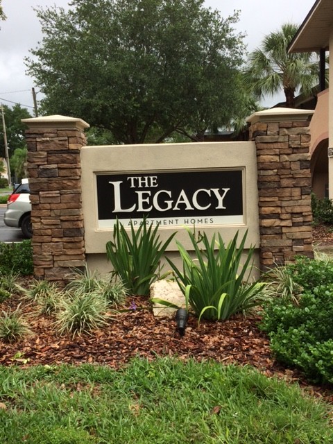 Legacy in Tampa, FL - Foto de edificio - Building Photo