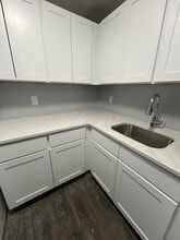 20-30 Peck St in New Britain, CT - Foto de edificio - Building Photo