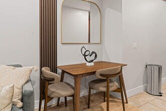 117 N 15th St in Philadelphia, PA - Building Photo - Building Photo