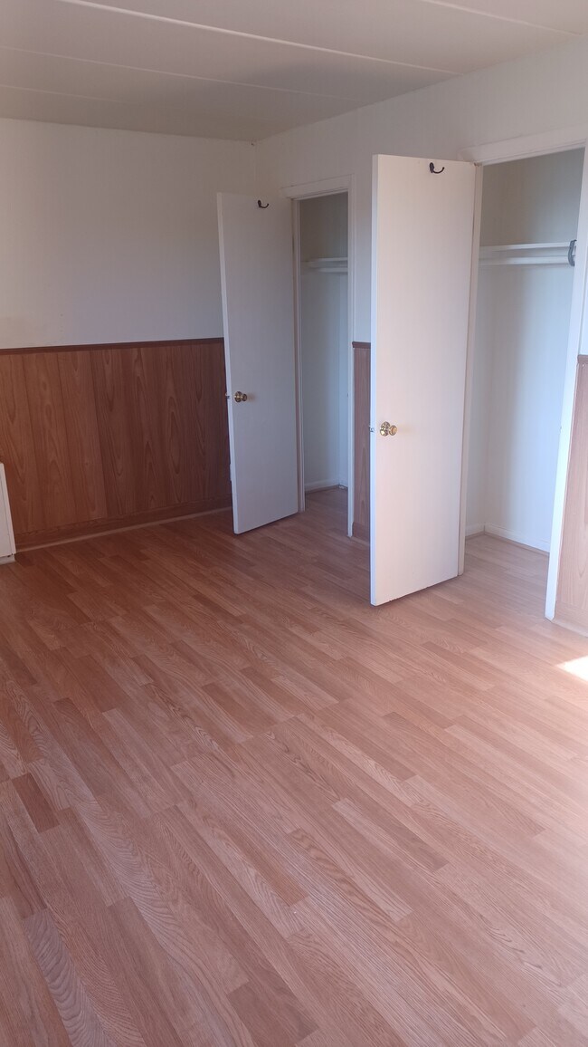 6011 Emerson St, Unit 615 in Bladensburg, MD - Foto de edificio - Building Photo