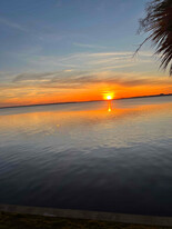1660 River Rd in Jacksonville, FL - Building Photo