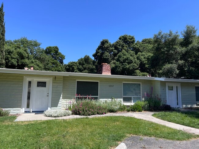 5557 Tunitas Ave, Unit D