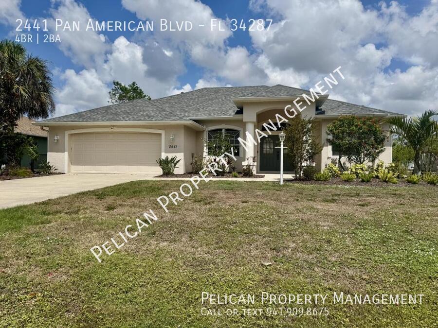 2441 Pan American Blvd in North Port, FL - Building Photo