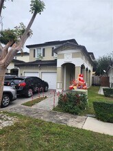 229 NE 36th Terrace in Homestead, FL - Foto de edificio - Building Photo
