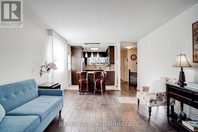 13 Billingsgate Crescent in Ajax, ON - Building Photo - Building Photo