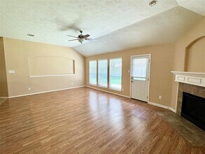 11323 Sandermeyer Dr in Richmond, TX - Building Photo - Building Photo