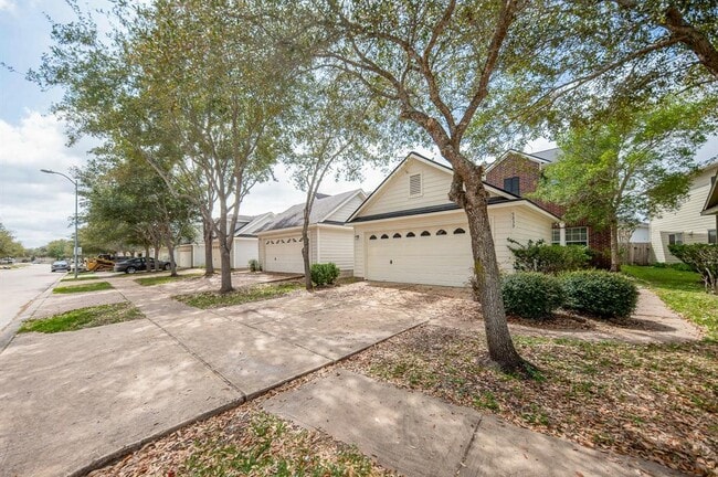5839 Sonoma Ridge in Missouri City, TX - Building Photo - Building Photo