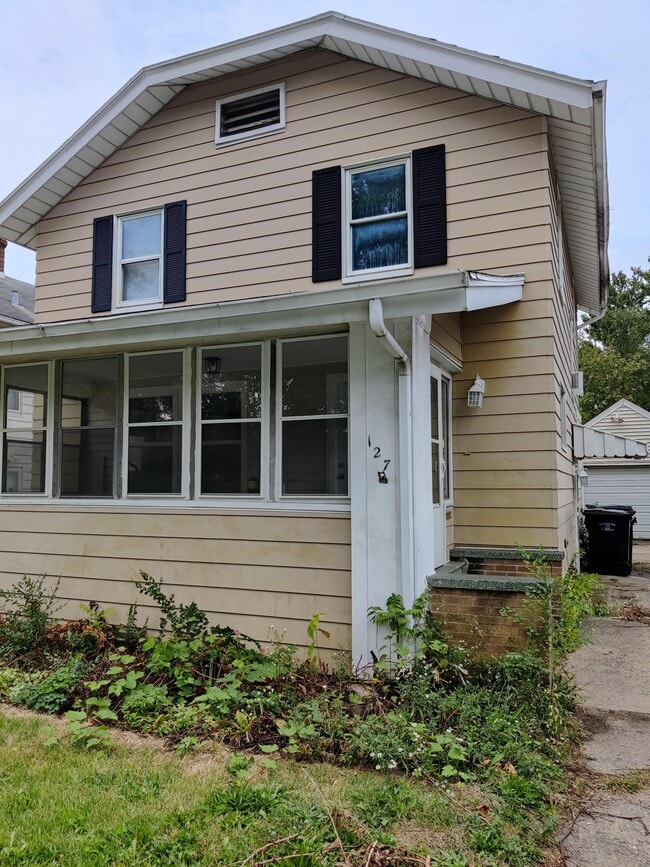 127 E Woodside St in South Bend, IN - Foto de edificio - Building Photo