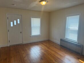 22 Pine St, Unit 1 in Dudley, MA - Building Photo - Building Photo