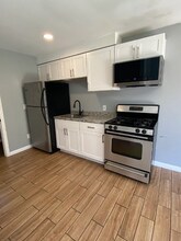 1610-12 Dahlia Ave in San Diego, CA - Foto de edificio - Building Photo