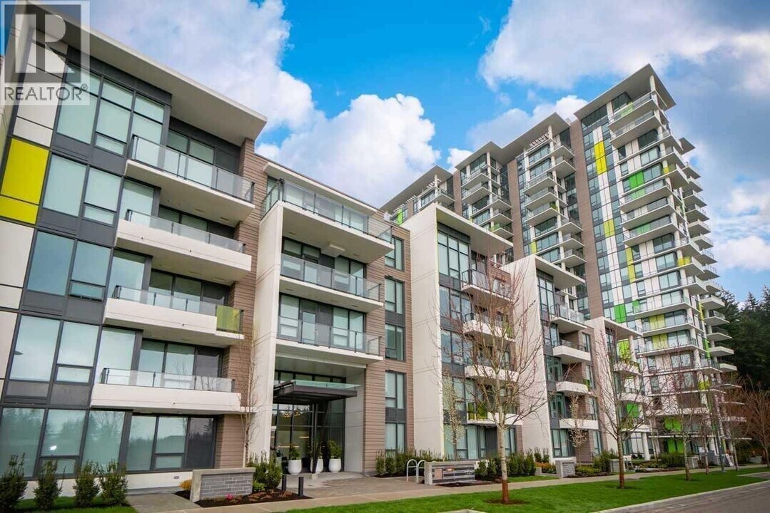 5687 Gray Ave in Vancouver, BC - Building Photo