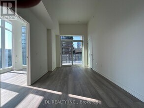 110 Broadway Ave in Toronto, ON - Building Photo - Building Photo