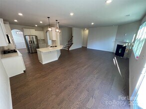 398 Kennerly Center Dr in Mooresville, NC - Building Photo - Building Photo